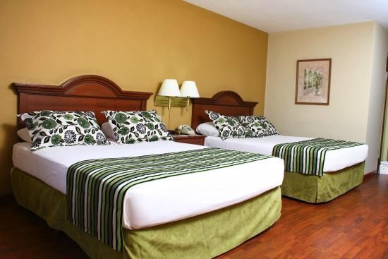 Guaparo Inn Валенсия Экстерьер фото
